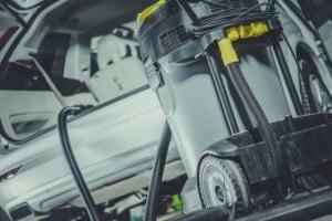 Mit einem installierten Zentralstaubsauger muss endlich kein schwerer Staubsauger durchs Haus geschleppt werden.