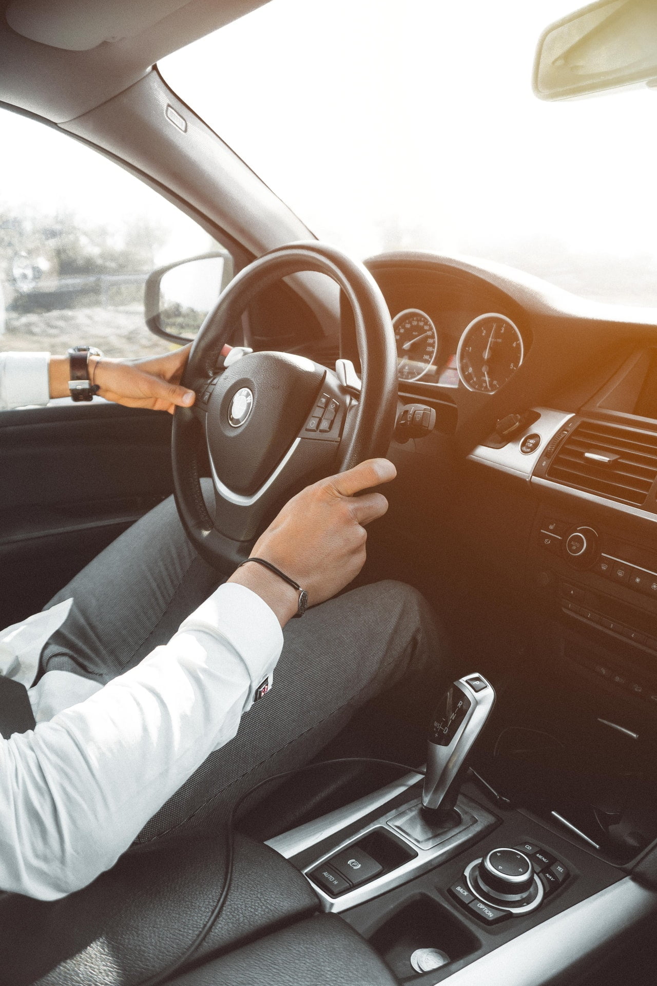 Besonders für Personen die viel unterwegs sind, macht eine Handpresso fürs Auto Sinn.